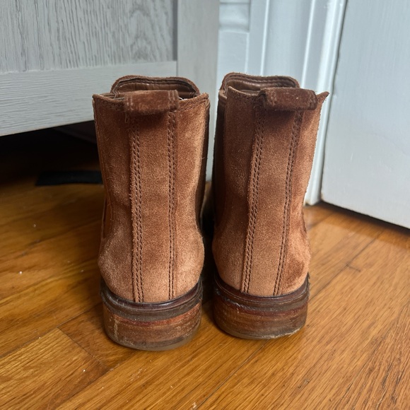 Clarks Brown Ankle Boots - Picture 2 of 8